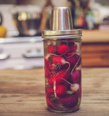 Store Radishes Using a Canning Jar