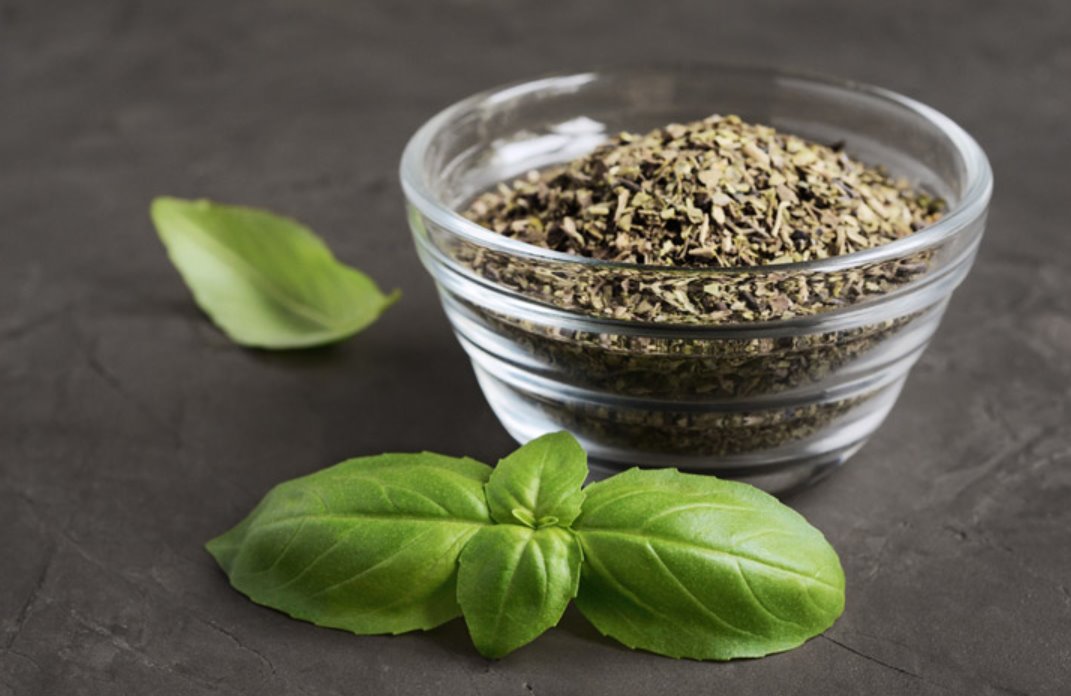 How To Dry Basil Leaves