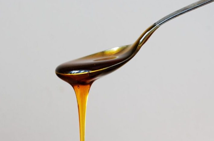 Does a Metal Spoon Kill Enzymes in Honey?